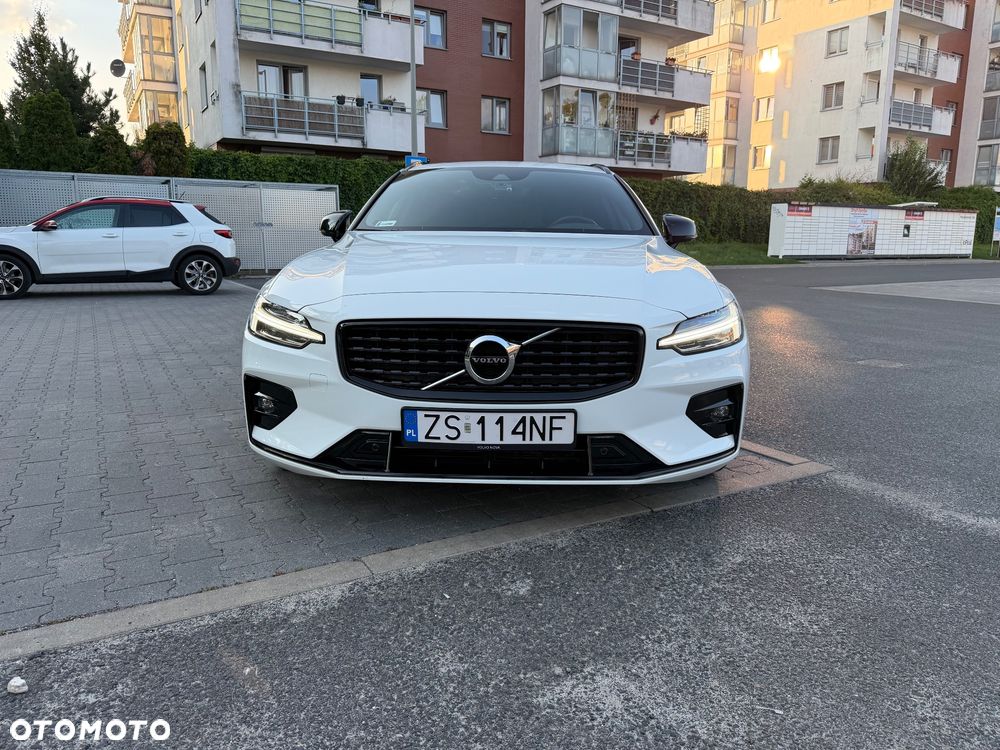 Volvo V60 B3 B R-Design - 25