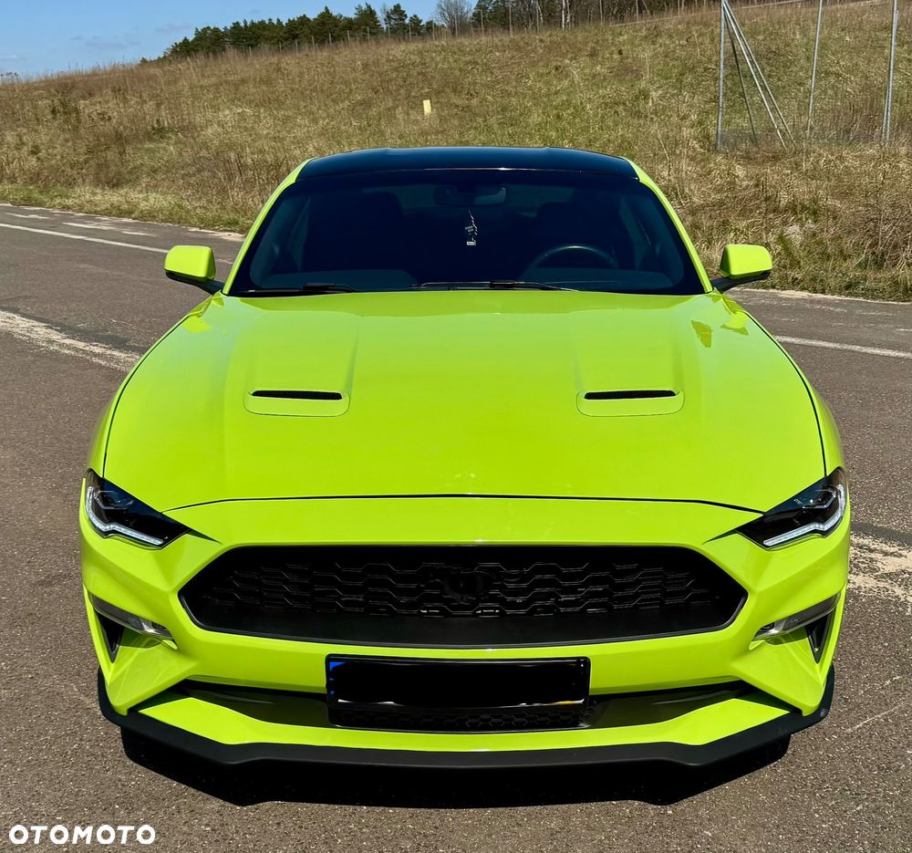 Ford Mustang - 7