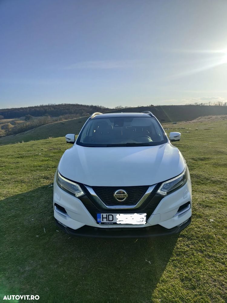 Nissan Qashqai 1.3 DIG-T DCT SHIRO - 1