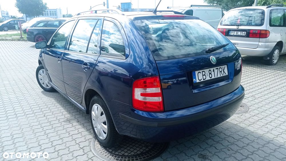 Skoda Fabia 1.4 16V Combi Comfort - 13