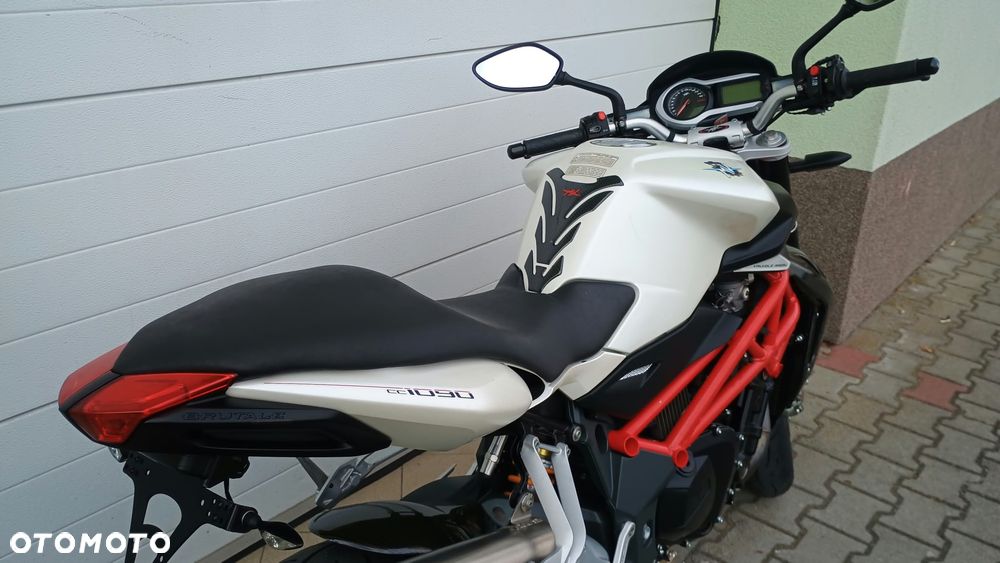 MV AGUSTA Brutale - 31