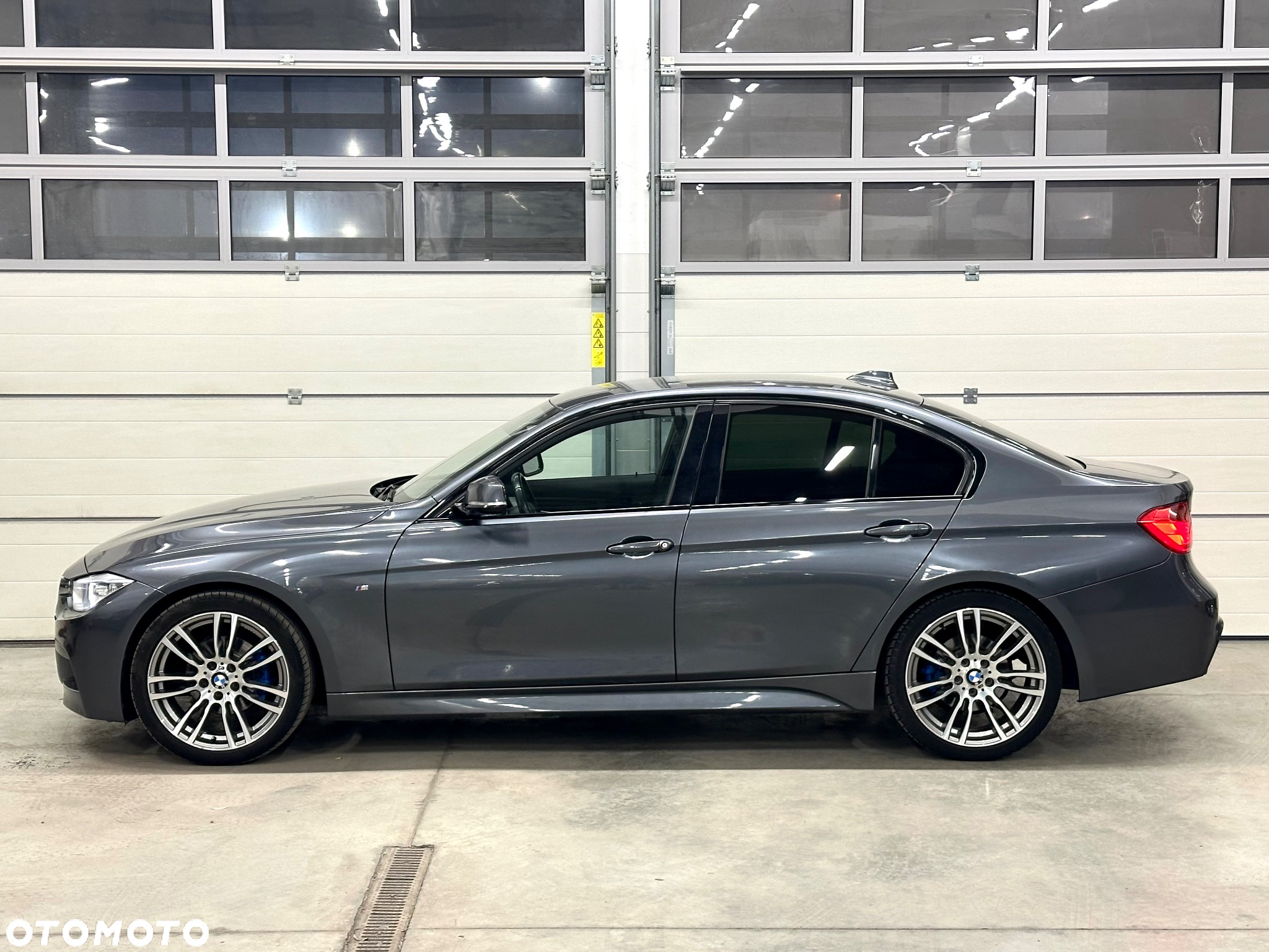 BMW Seria 3 318d M Sport EU6 - 5