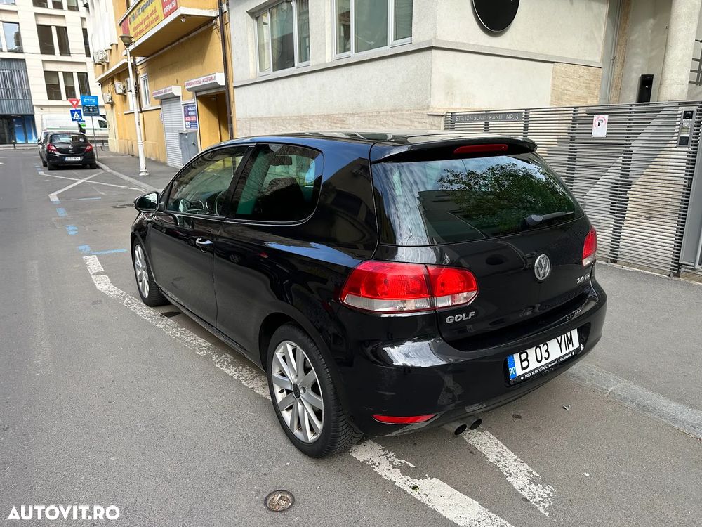 Volkswagen Golf 2.0 TDI Sportline DSG - 2