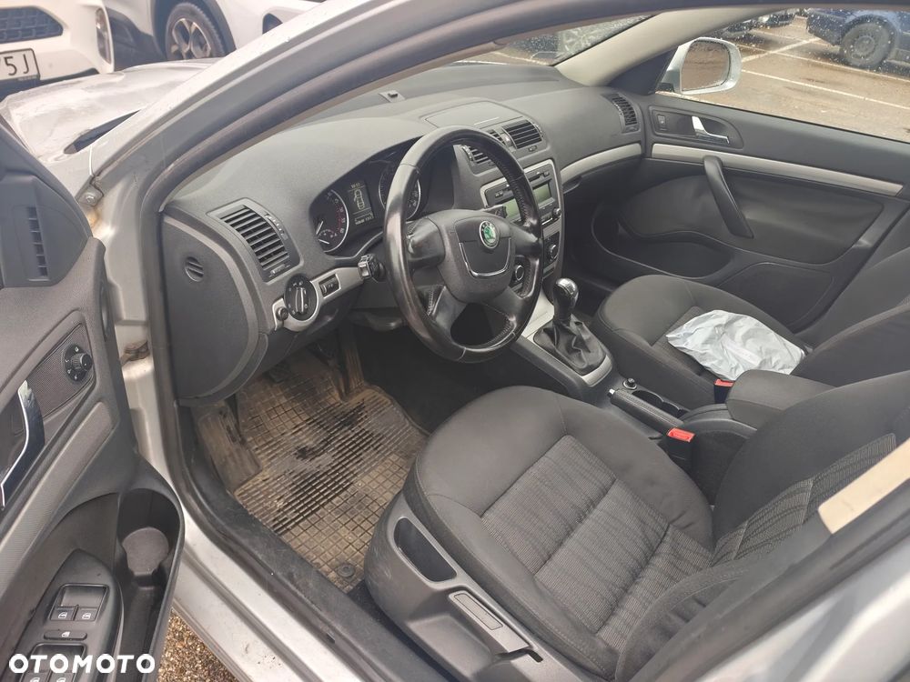 Skoda Octavia 2.0 TDI Ambiente - 3