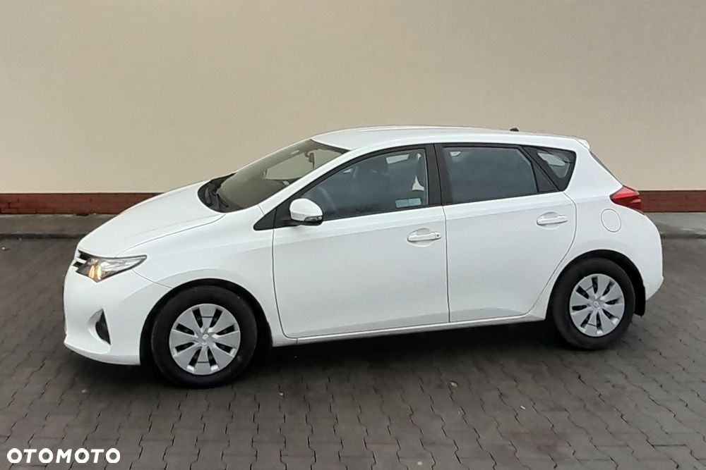 Toyota Auris 1.4 D-4D Life - 1