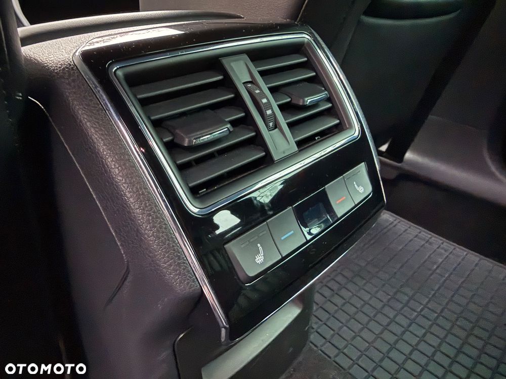 Skoda Superb 2.0 TDI 4x4 L&K DSG - 14