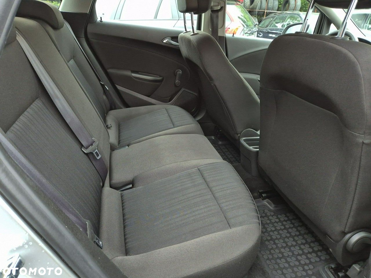 Opel Astra - 24