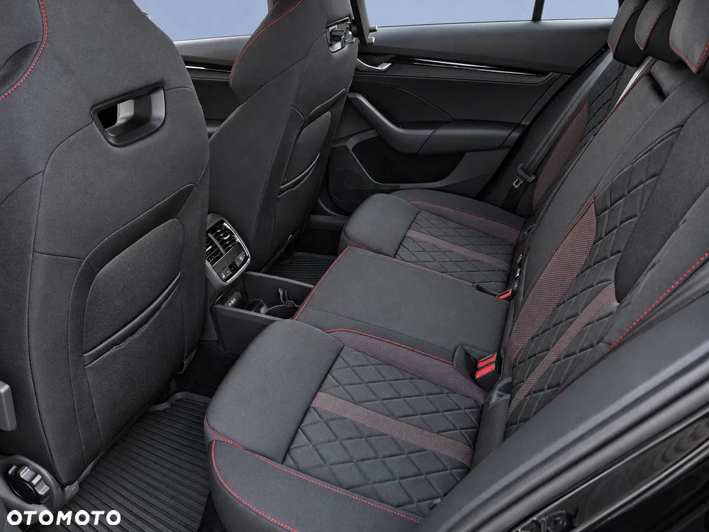 Skoda Octavia 2.0 TSI RS DSG - 29