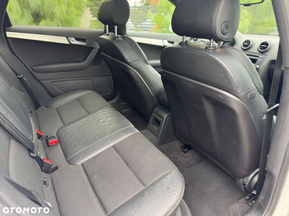 Audi A3 2.0 TDI DPF S line Sportpaket (plus) - 18