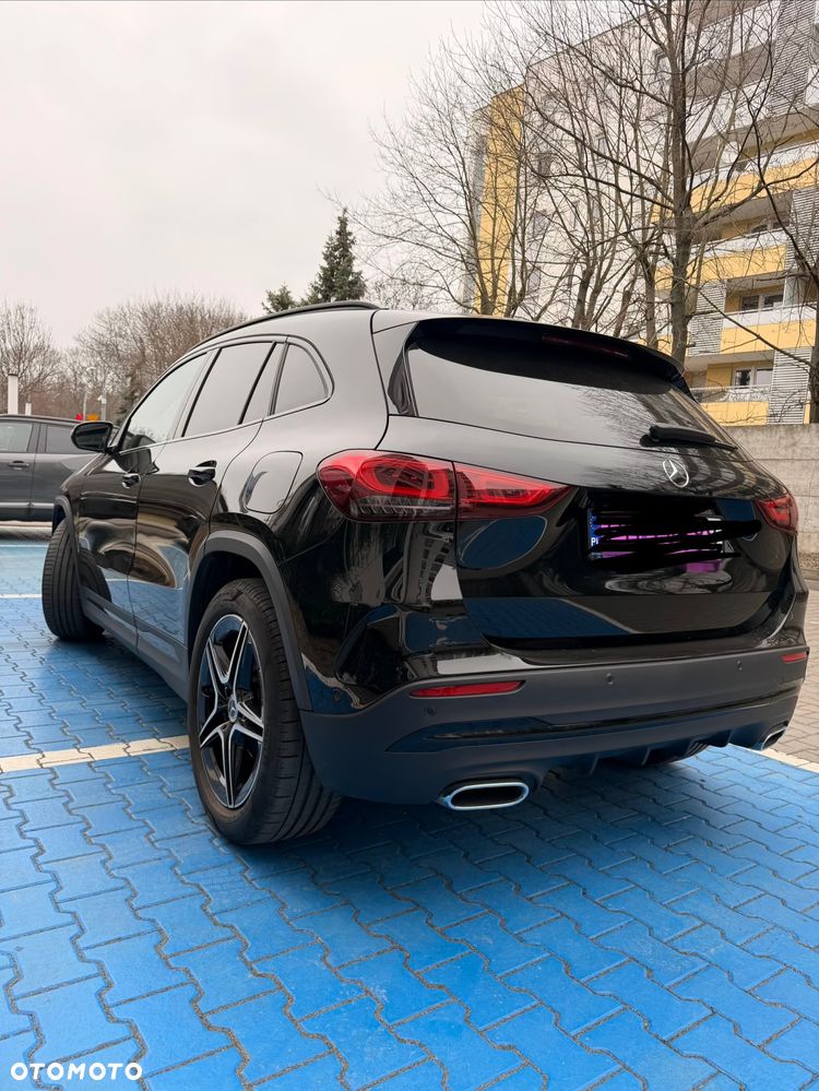 Mercedes-Benz GLA - 3