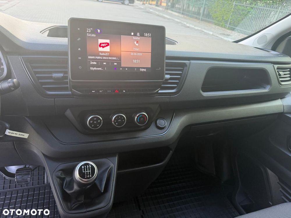 Renault Trafic - 27