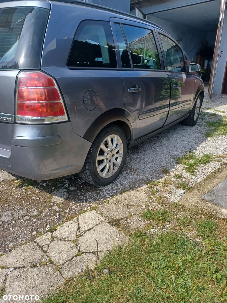 Opel Zafira - 5