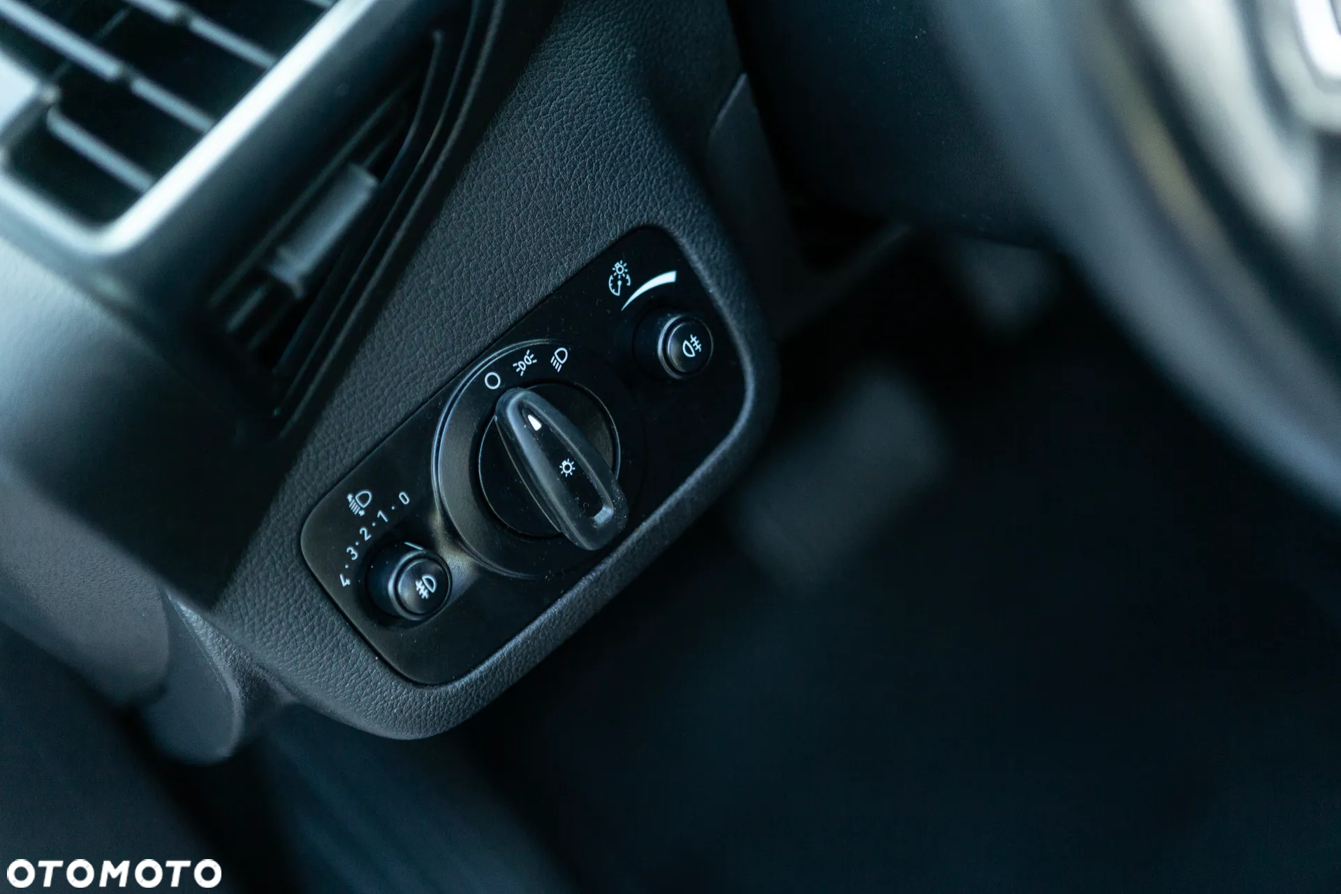 Ford Grand C-MAX - 39