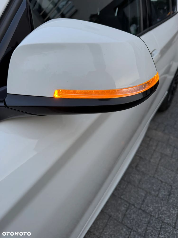 BMW Seria 1 120i M Sport - 8