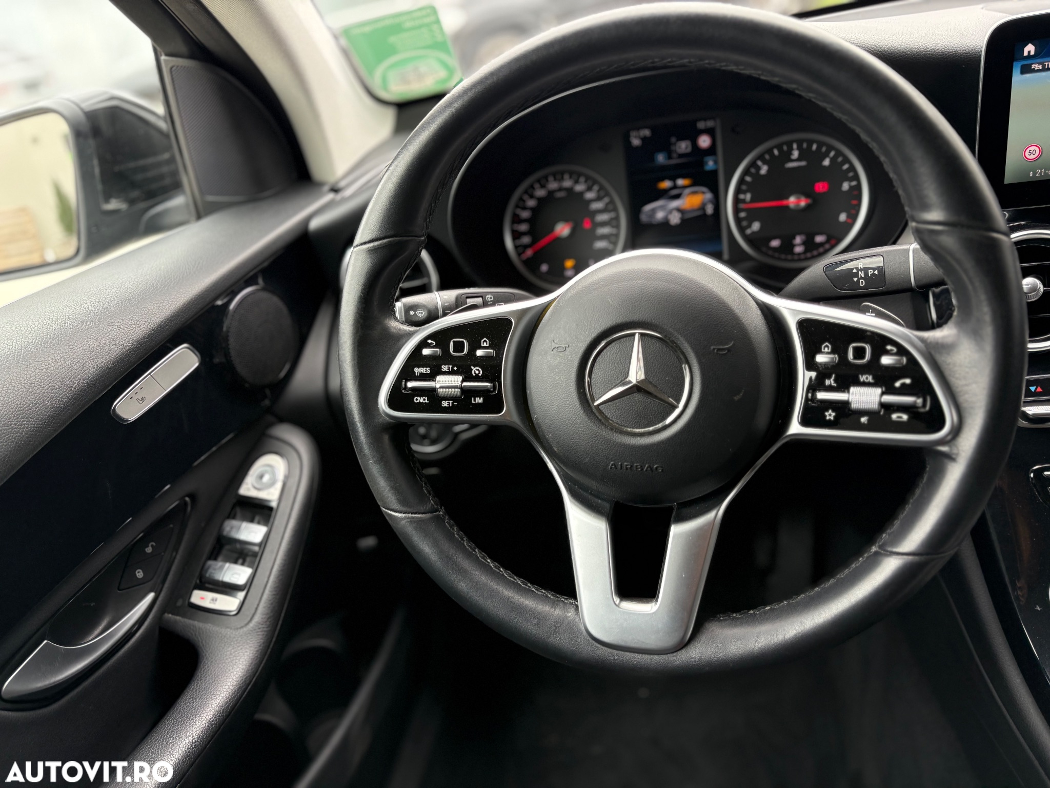 Mercedes-Benz GLC 200 d 4Matic 9G-TRONIC Exclusive - 30