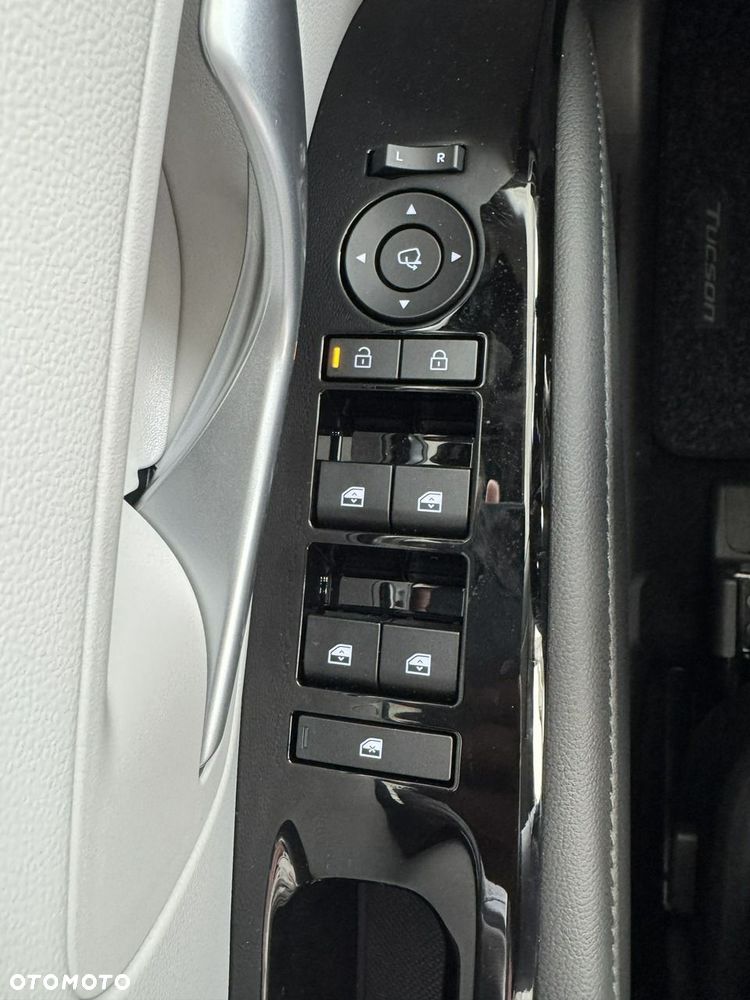 Hyundai Tucson 1.6 T-GDi Executive 2WD DCT - 35