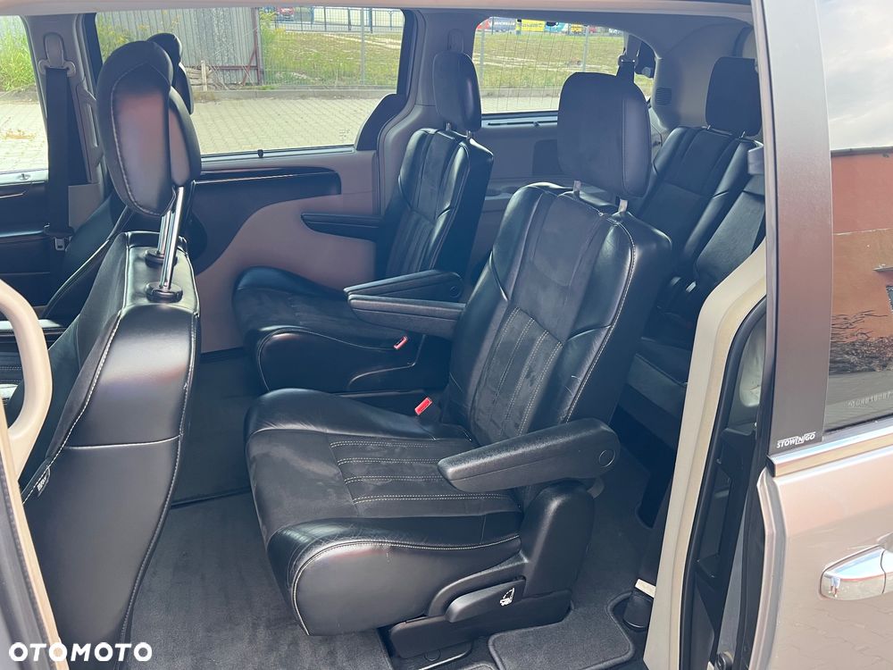 Lancia Voyager 2.8 Multijet 16v Platinum - 13