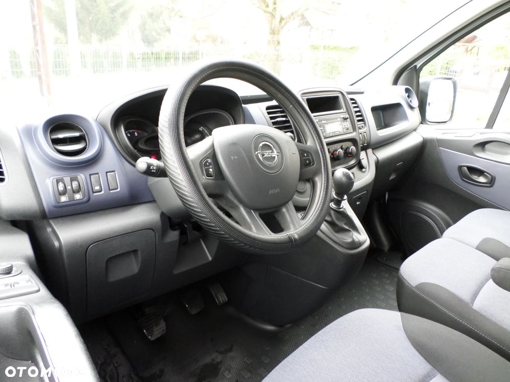 Opel Vivaro - 20