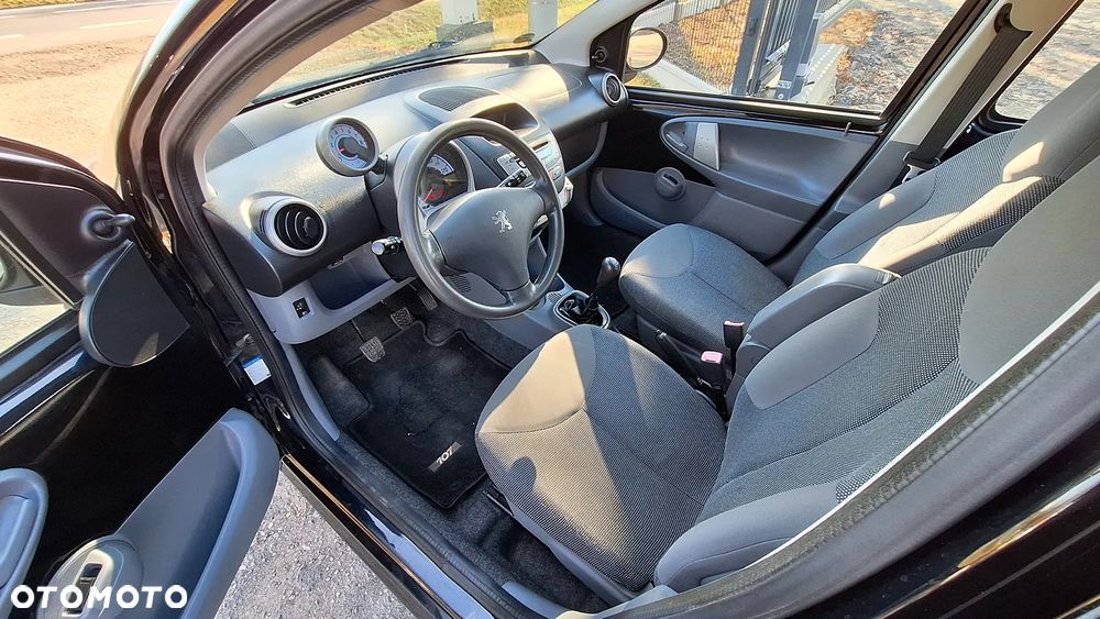 Peugeot 107 - 8