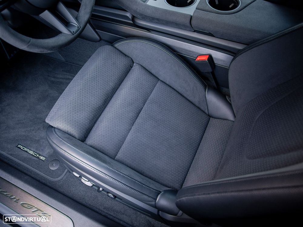 Porsche Taycan Sport Turismo GTS - 20