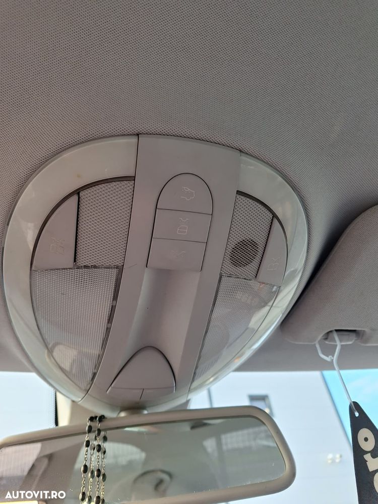 Mercedes-Benz E 200 CDI - 14