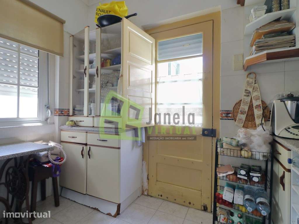 Prédio com 5 Apartamentos T2 e Loja | Costa da Caparica - Grande imagem: 5/43