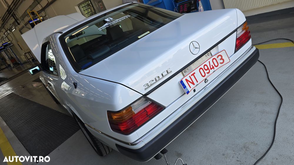 Mercedes-Benz W124 - 39