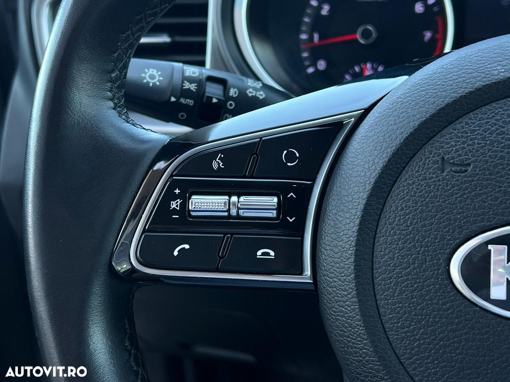 Kia Ceed 1.4 T-GDI Best - 18