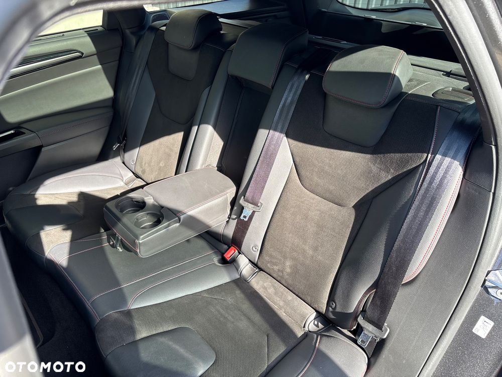 Ford Mondeo - 22