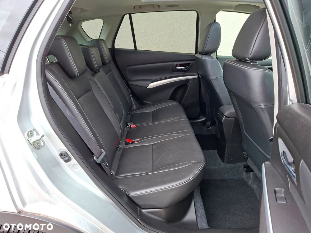 Suzuki SX4 S-Cross 1.6 VVT 4x4 Comfort - 24