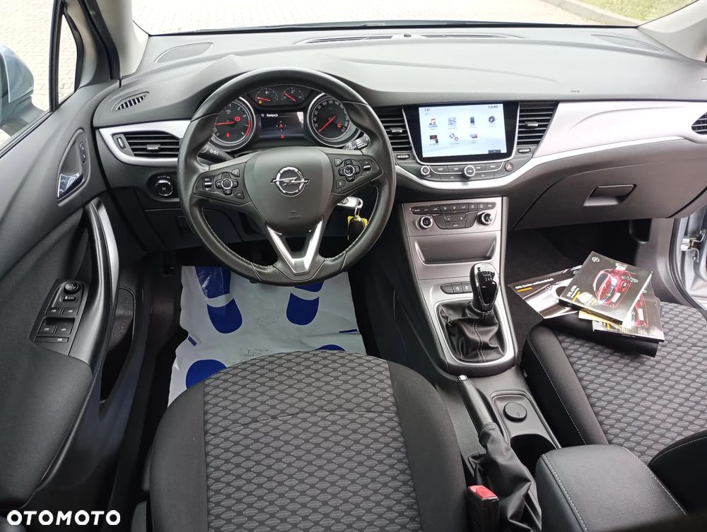 Opel Astra 1.4 Turbo Innovation - 20