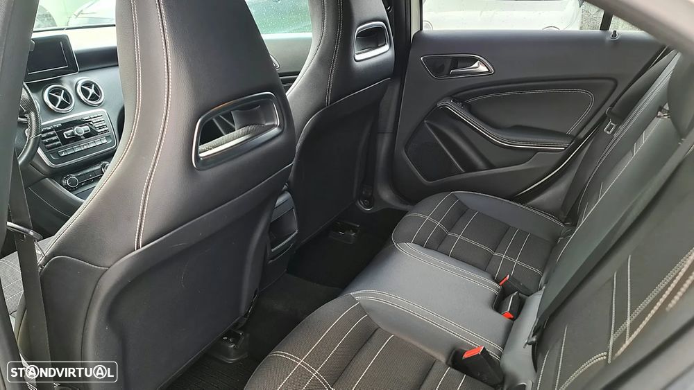 Mercedes-Benz A 180 CDI BlueEFFICIENCY Aut. - 13