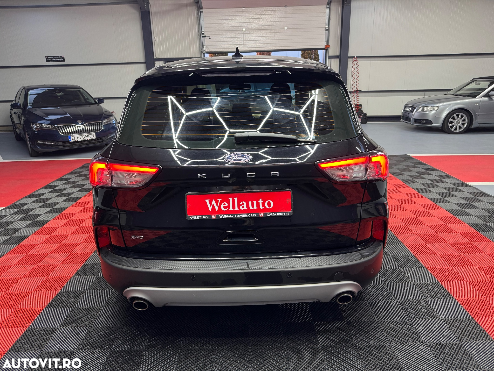 Ford Kuga - 8