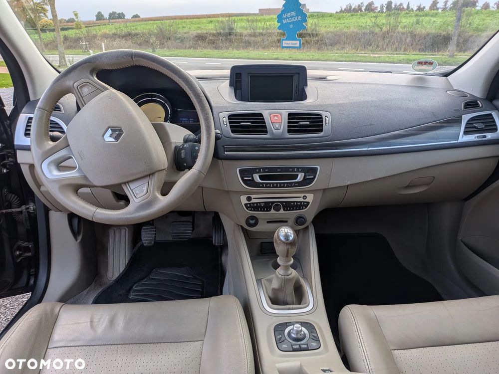 Renault Megane dCi 160 FAP GT - 27