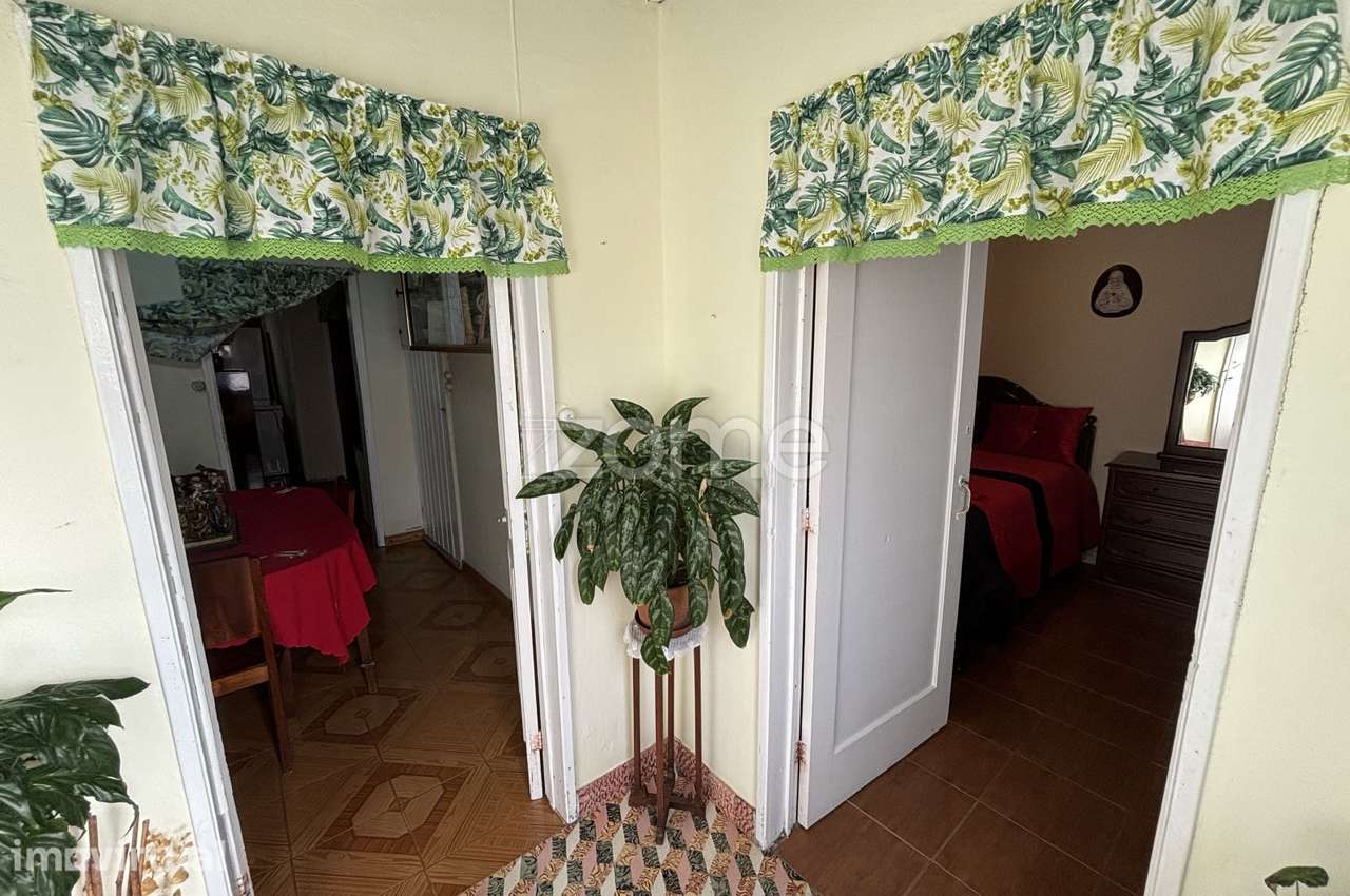 Moradia T2+1 com Quintal, Anexo e Acesso por Duas Ruas – Ponta Garç... - Grande imagem: 4/15
