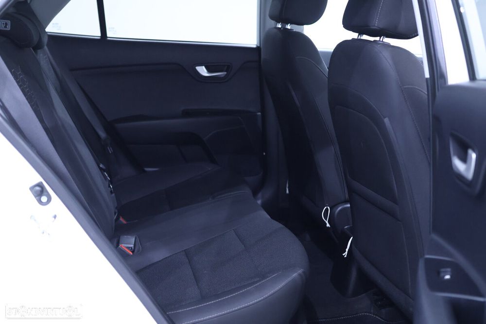 Kia Rio - 18