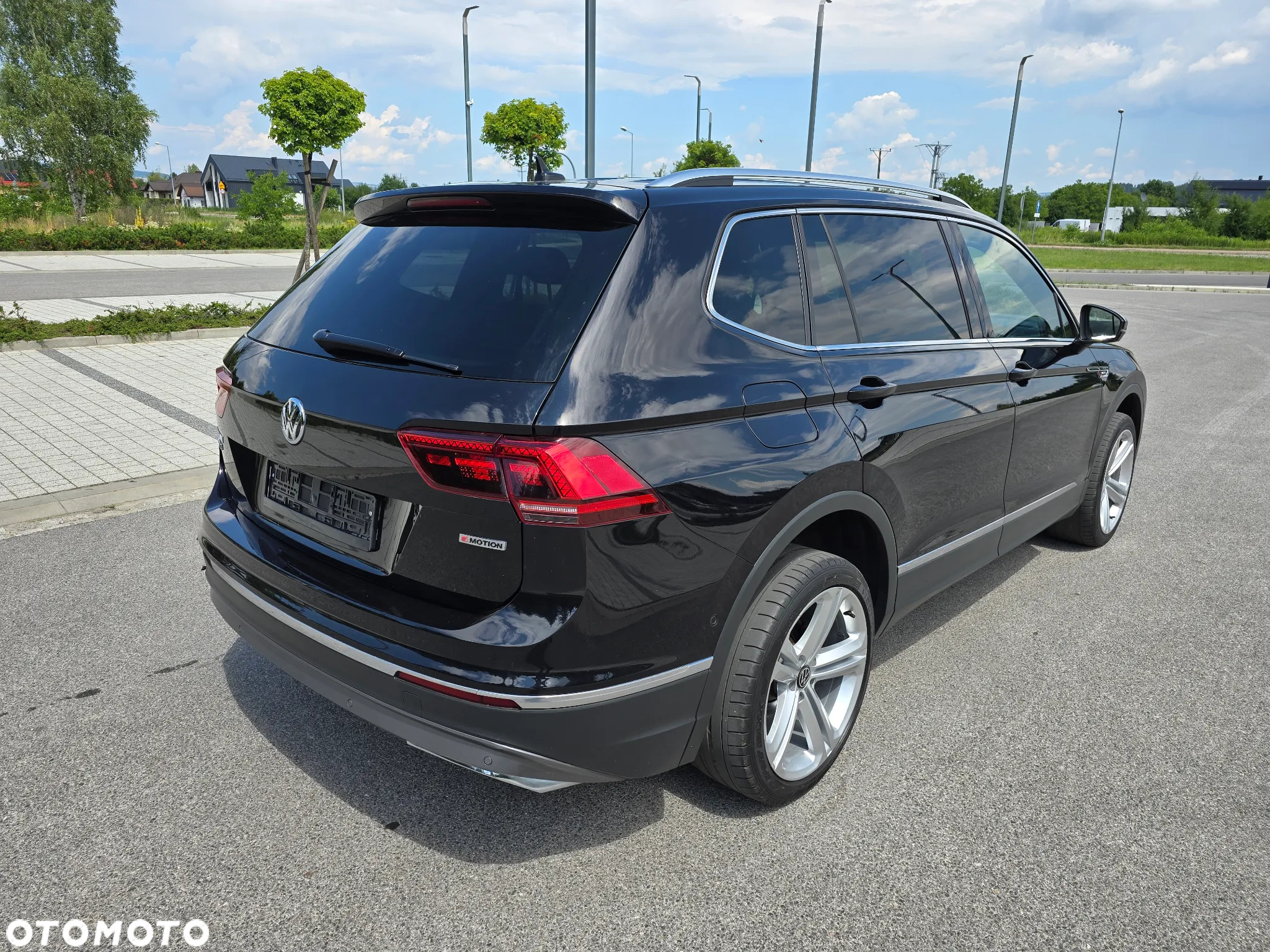 Volkswagen Tiguan Allspace 2.0 TSI 4Mot Highline DSG - 4