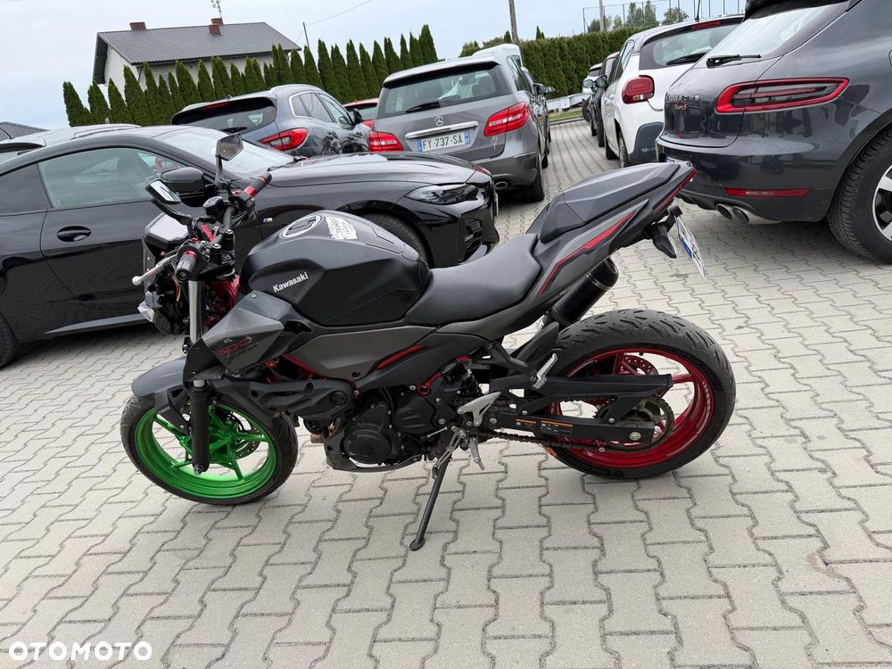 Kawasaki Z - 5