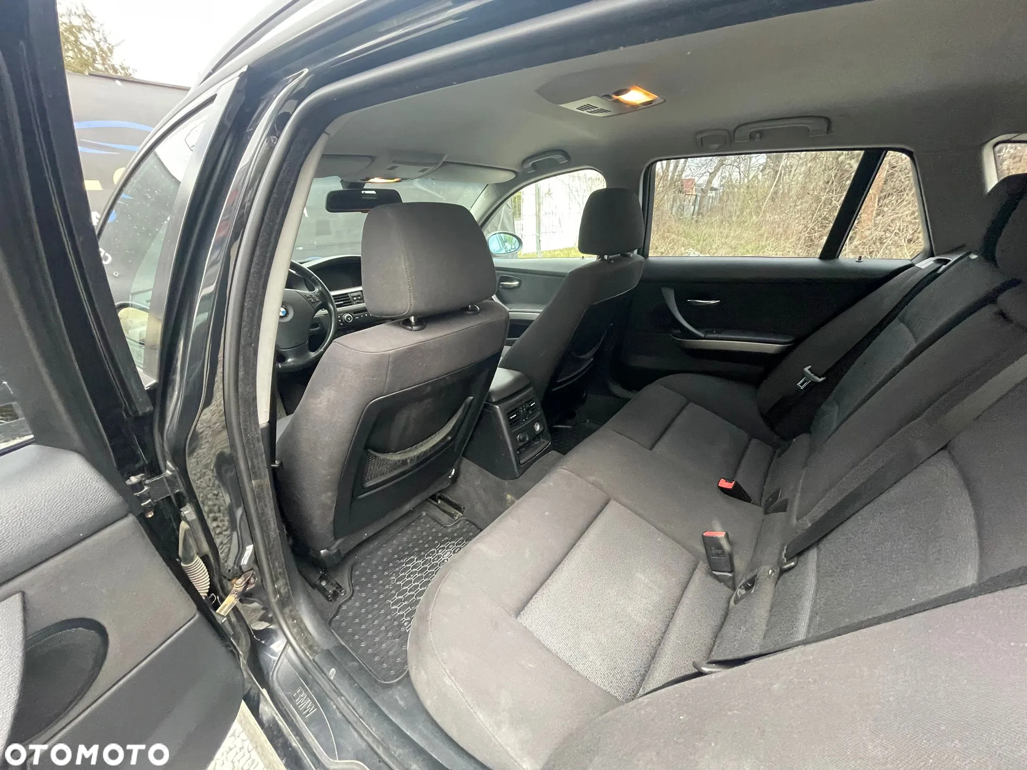 BMW Seria 3 - 12