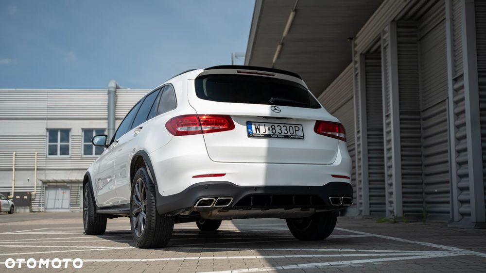 Mercedes-Benz GLC 300 4-Matic - 5