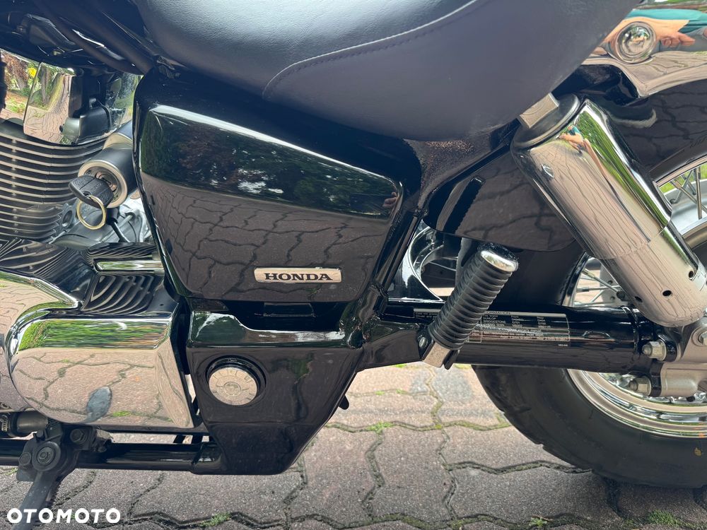 Honda Shadow - 16
