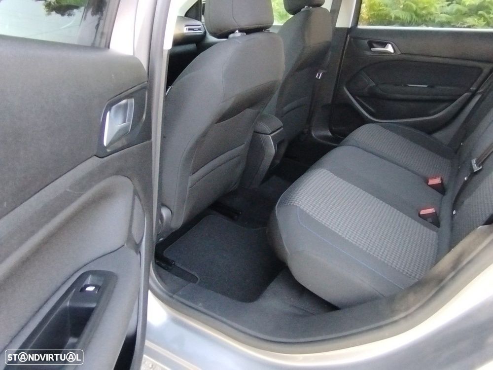 Peugeot 308 SW 1.2 PureTech Style - 23