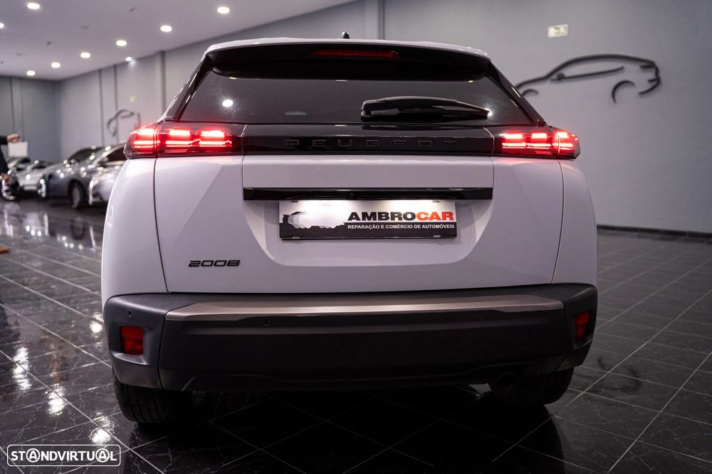 Peugeot 2008 PureTech 100 Allure - 10