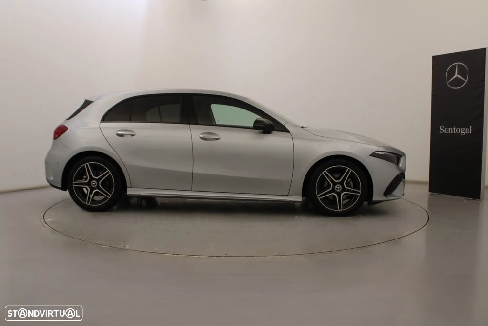 Mercedes-Benz A 200 Standard - 4