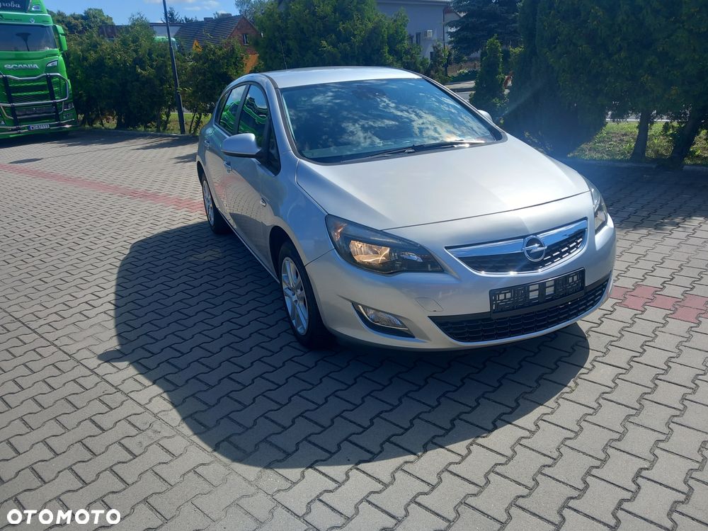 Opel Astra 1.4 T Sport - 12