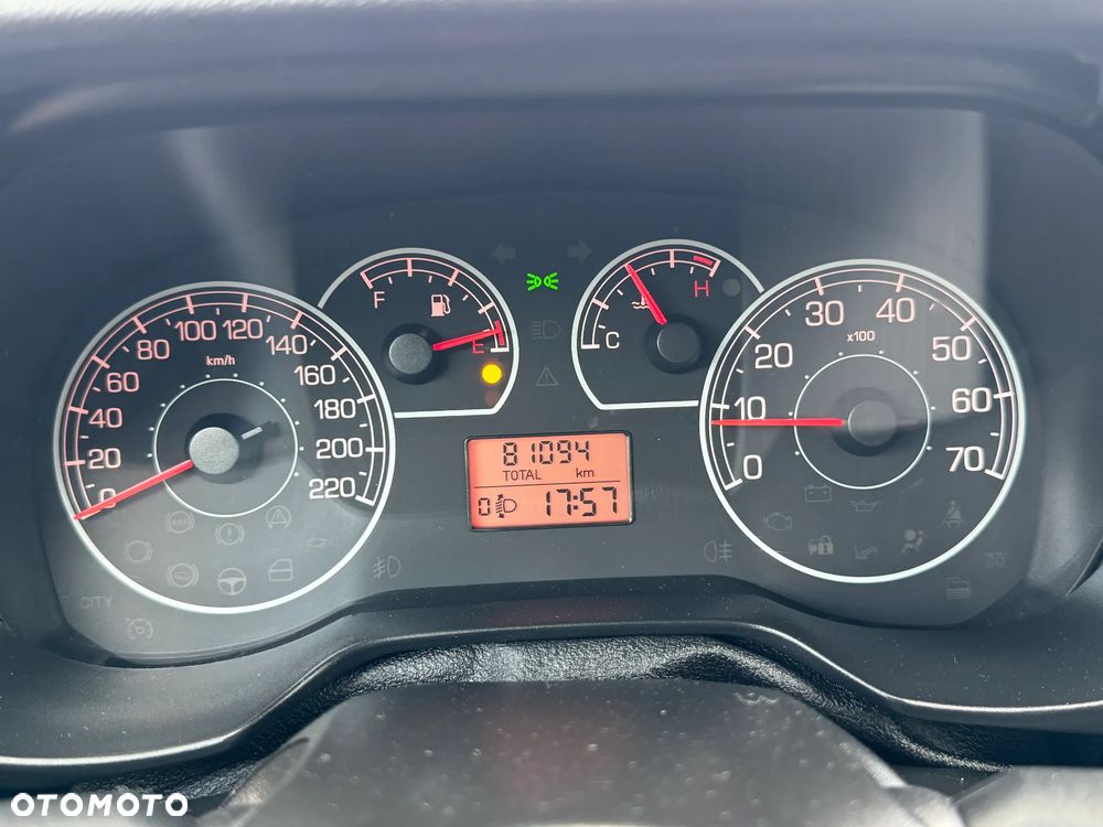 Fiat Punto 1.2 Fresh - 19