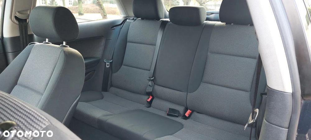 Audi A3 3-drzwiowe 1.6 Ambiente - 8
