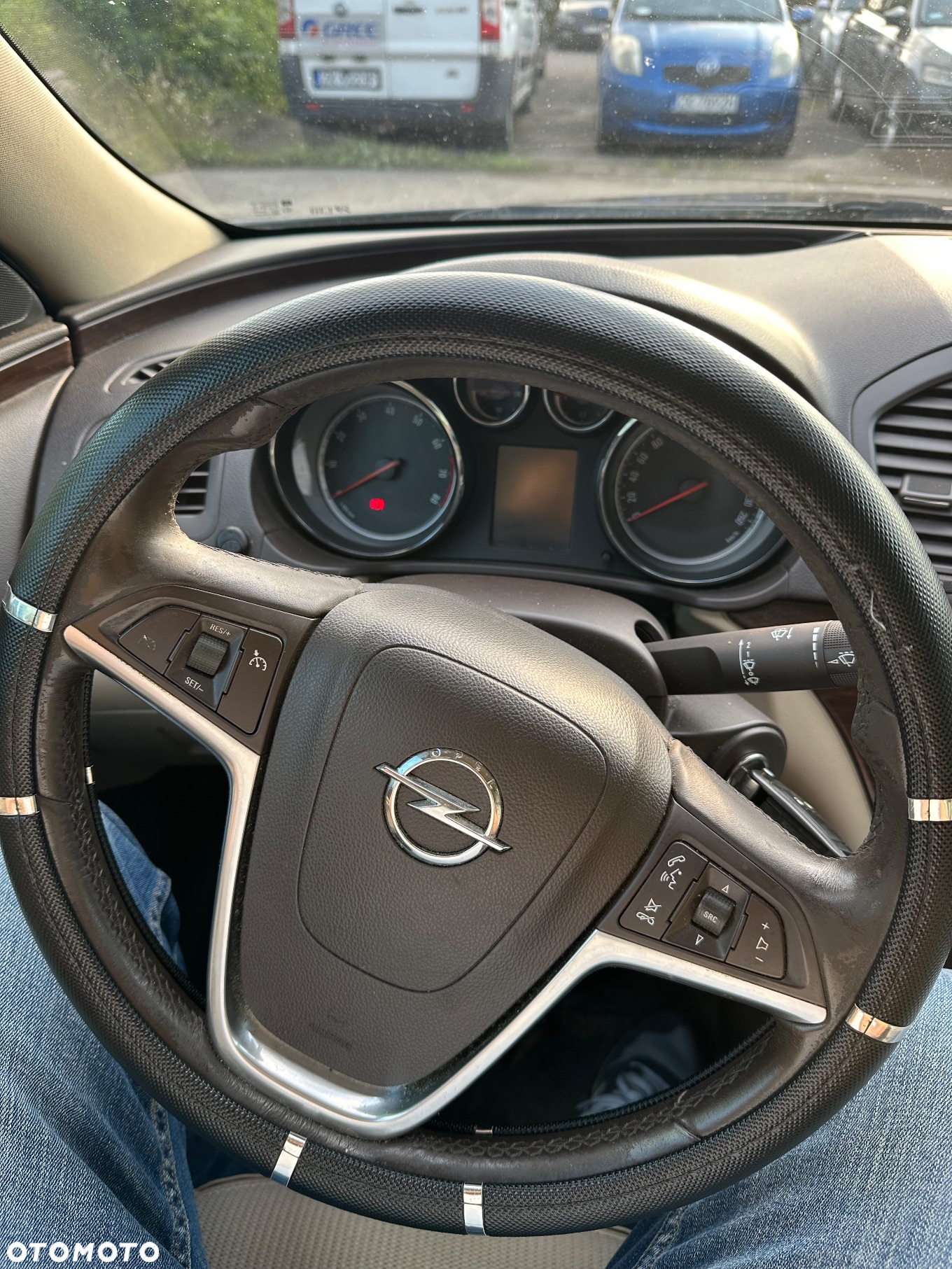 Opel Insignia 1.8 - 9