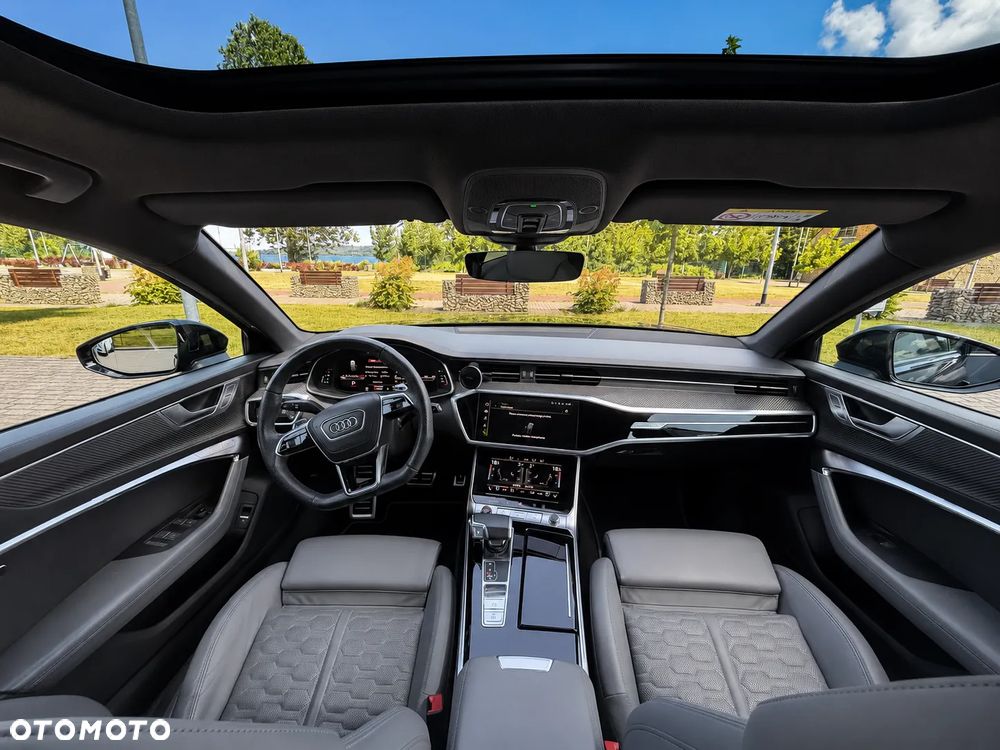 Audi RS6 Avant - 8