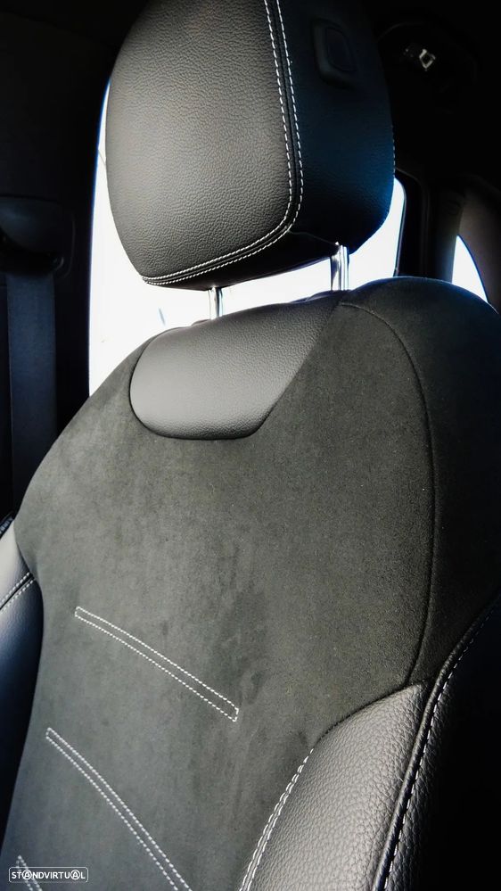 Mercedes-Benz B 250 e AMG Line - 13